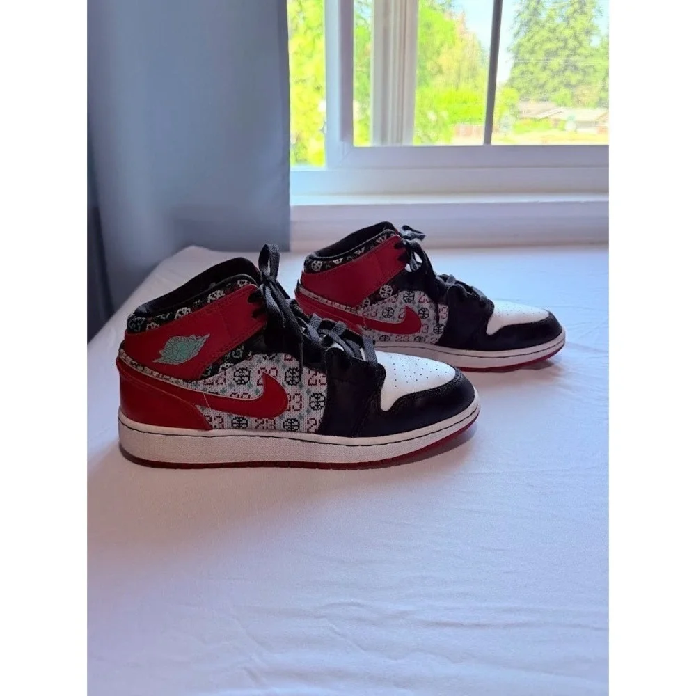Nike stylish mid
